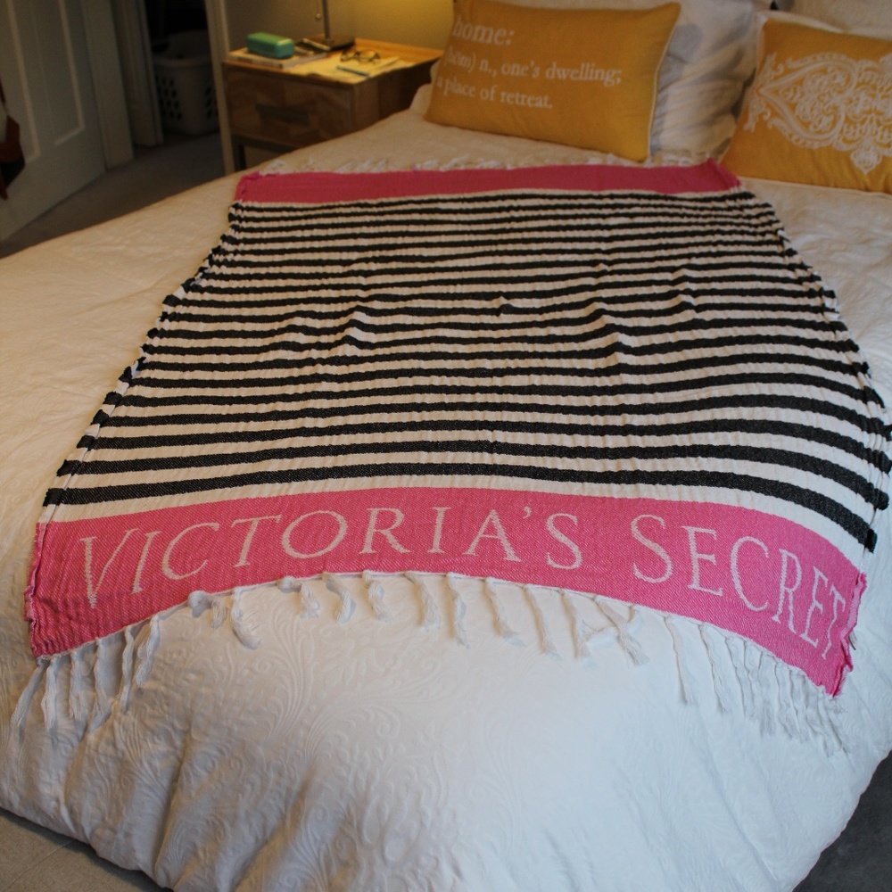SALE! Victoria's Secret Woven Beach Towel